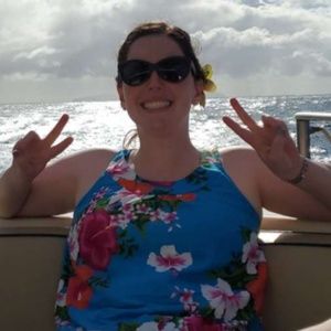 Meet your Posher, Cassandra